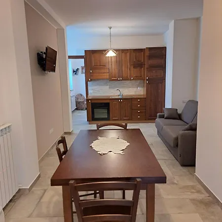 伊尔博德莱迪弗朗切斯科公寓 公寓 里沃托托