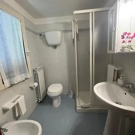 伊尔博德莱迪弗朗切斯科公寓 * 里沃托托