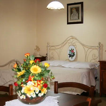 公寓 伊尔博德莱迪弗朗切斯科公寓 *