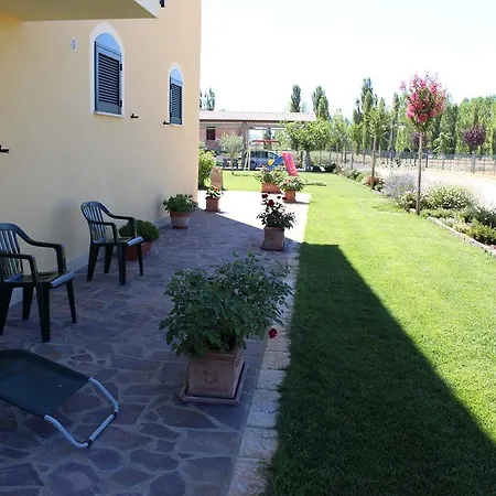 伊尔博德莱迪弗朗切斯科公寓 公寓 *